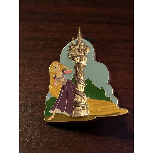 WDI Rapunzel At Disneyland Tower‎ Princess Fantasy Faire Pin LE 250 - Picture 1 of 5